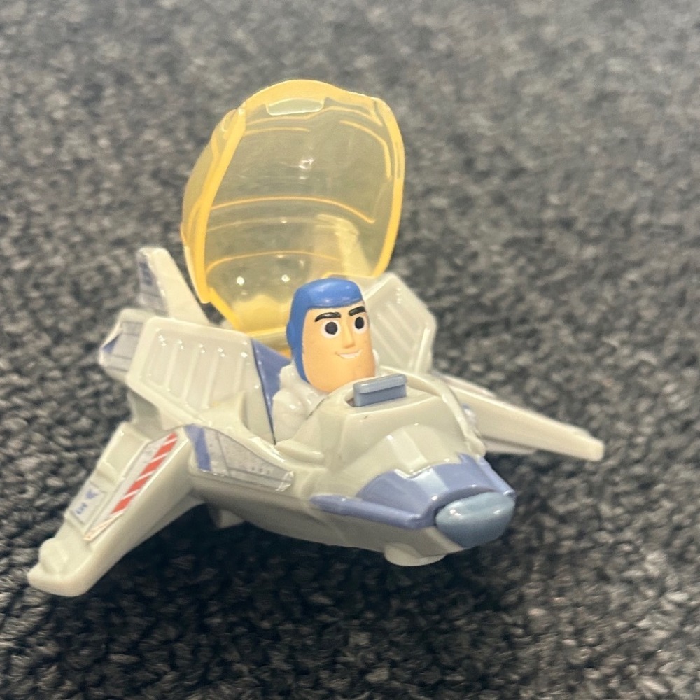Disney Pixar Lightyear XL-15 Spaceship Buzz‎ Lightyear McDonalds Toy 2022